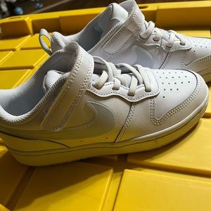 Boys Nike Forces size 2